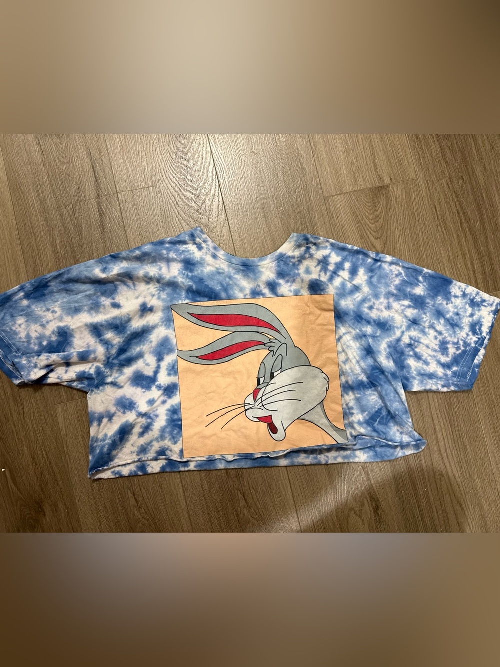 Warner Bros. Blue Tie-Dye Bugs Bunny Graphic Crop Top